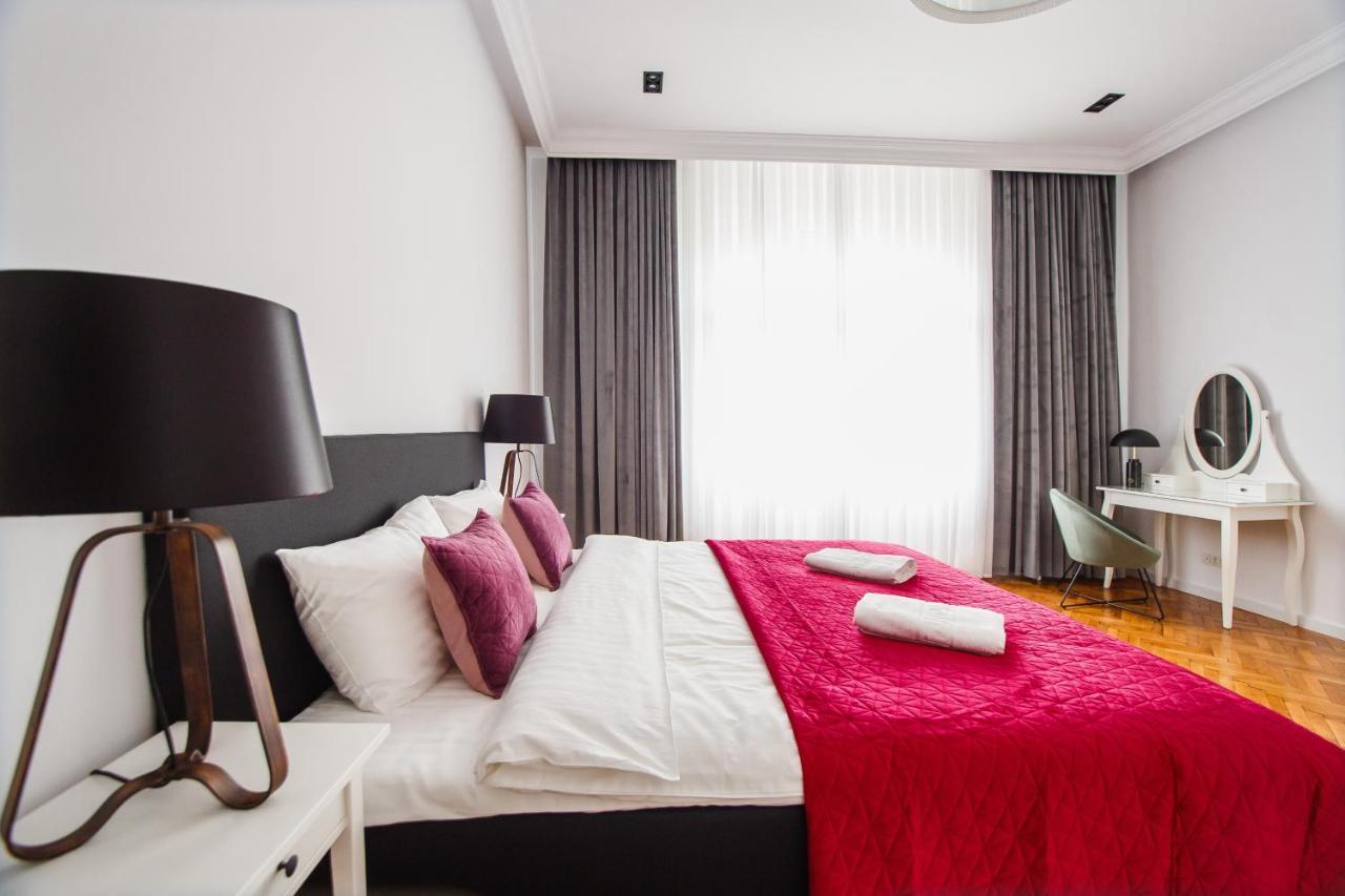 אורדאה Spacious Riverviews Apartment Near Piata Unirii מראה חיצוני תמונה