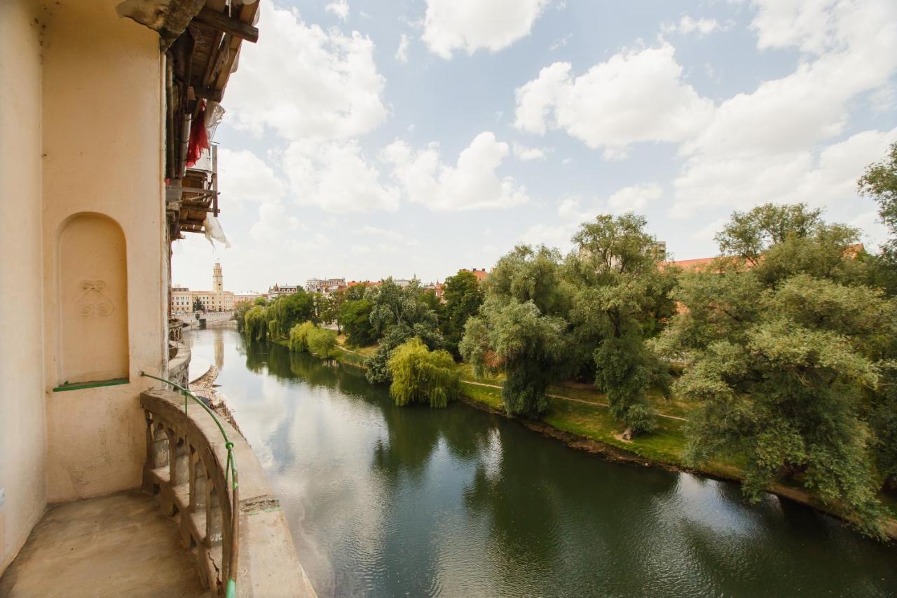אורדאה Spacious Riverviews Apartment Near Piata Unirii מראה חיצוני תמונה
