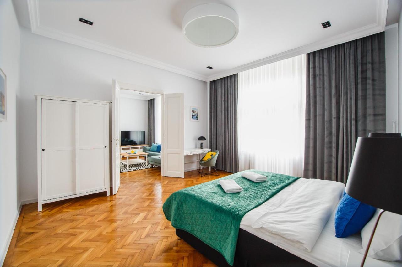 אורדאה Spacious Riverviews Apartment Near Piata Unirii מראה חיצוני תמונה