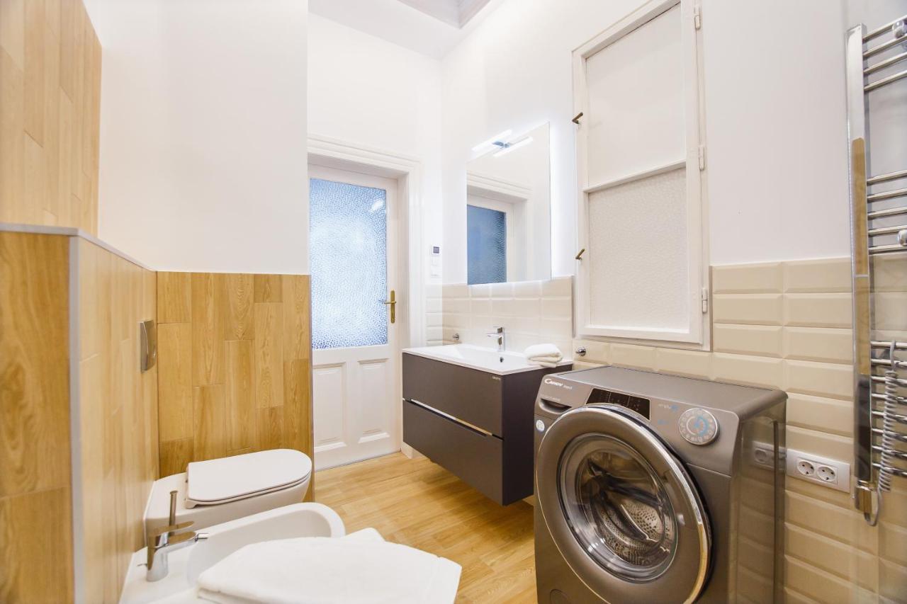 אורדאה Spacious Riverviews Apartment Near Piata Unirii מראה חיצוני תמונה